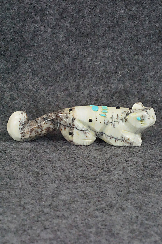 Mountain Lion Zuni Fetish Carving - Danette Laate