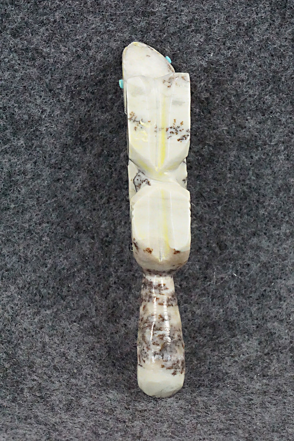 Mountain Lion Zuni Fetish Carving - Danette Laate