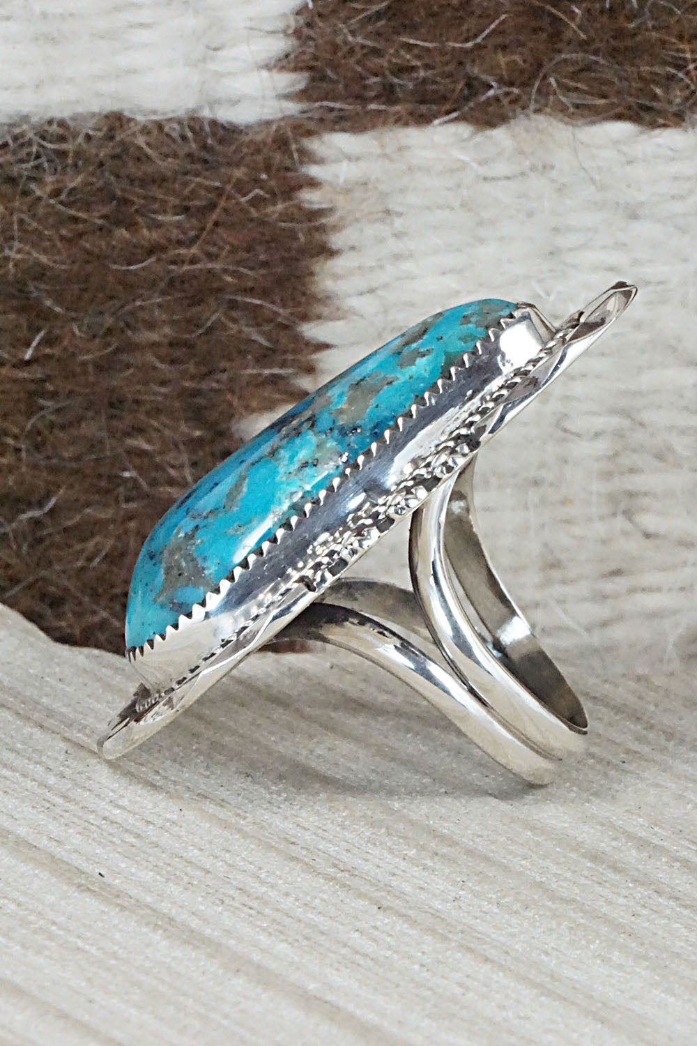 Turquoise & Sterling Silver Ring - Leslie Nez - Size 9