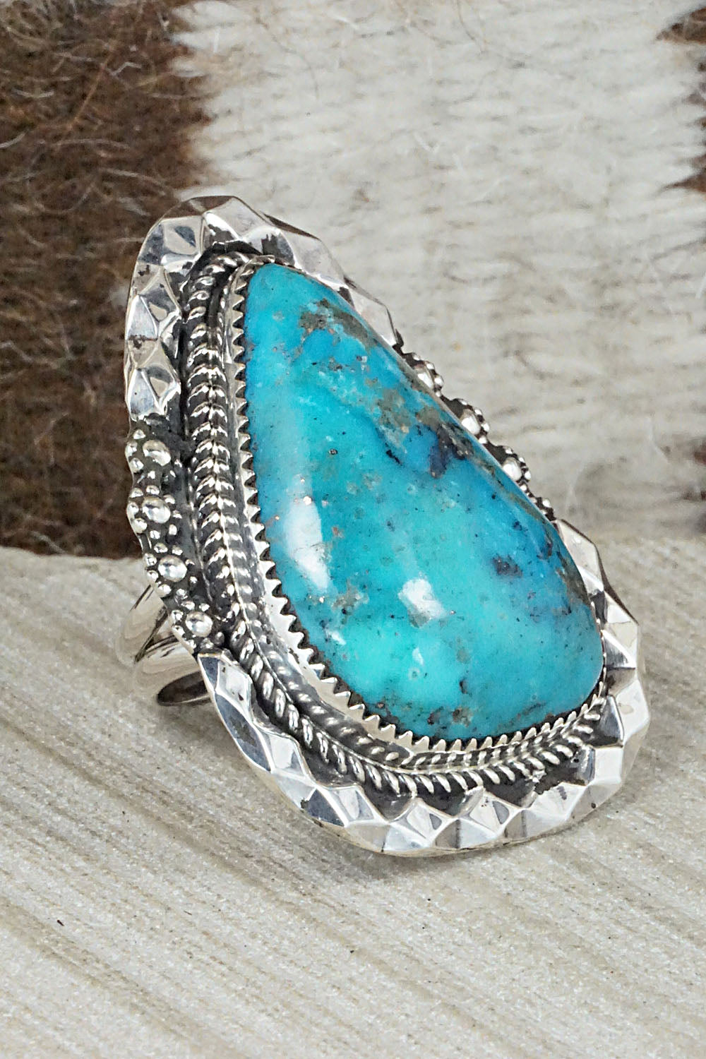 Turquoise & Sterling Silver Ring - Leslie Nez - Size 9