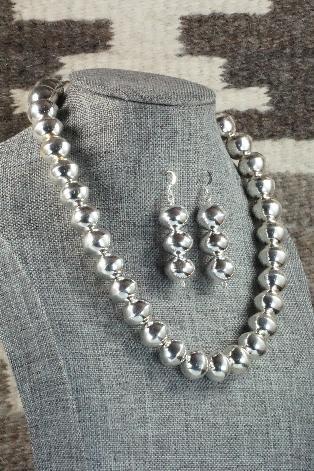 Sterling Silver Navajo Pearl Necklace & Earrings - Tonisha Haley