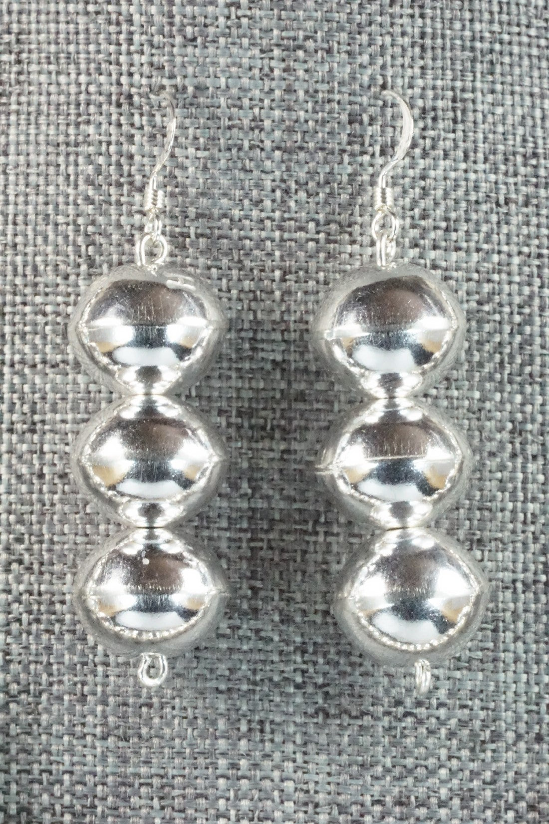 Sterling Silver Navajo Pearl Necklace & Earrings - Tonisha Haley