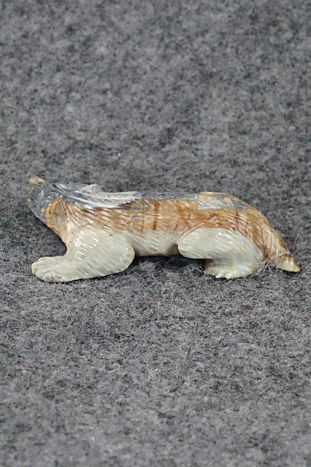Badger Zuni Fetish Carving - Lance Cheama