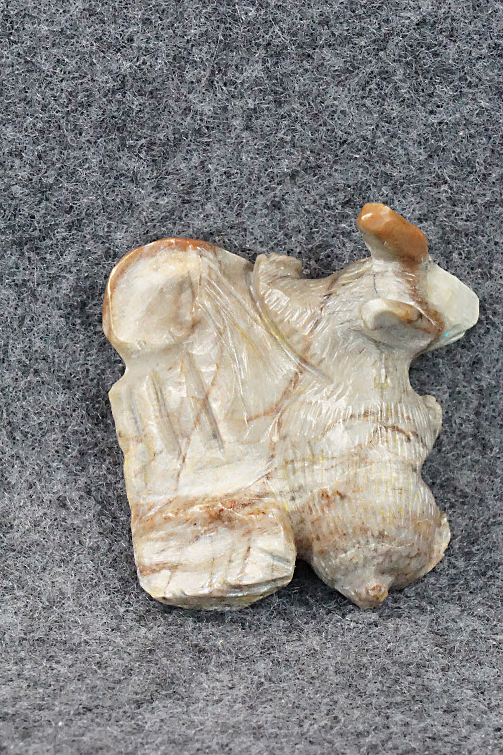 Rabbit Zuni Fetish Carving - Lance Cheama
