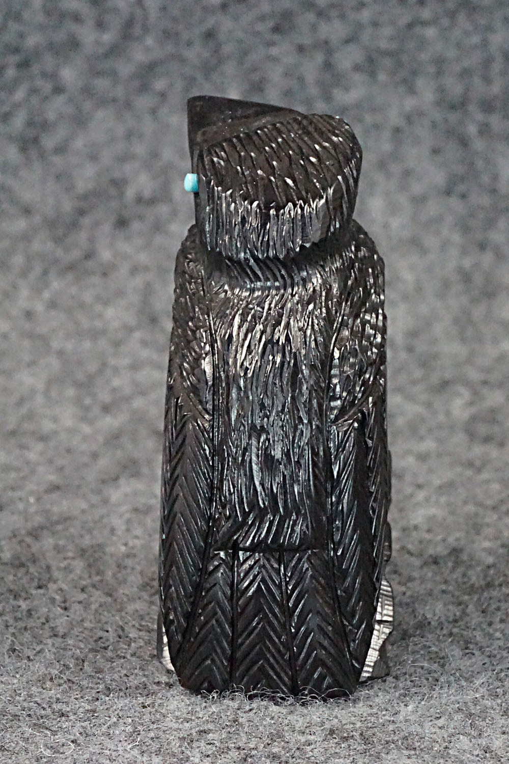Crow Zuni Fetish Carving - Mike Tucson