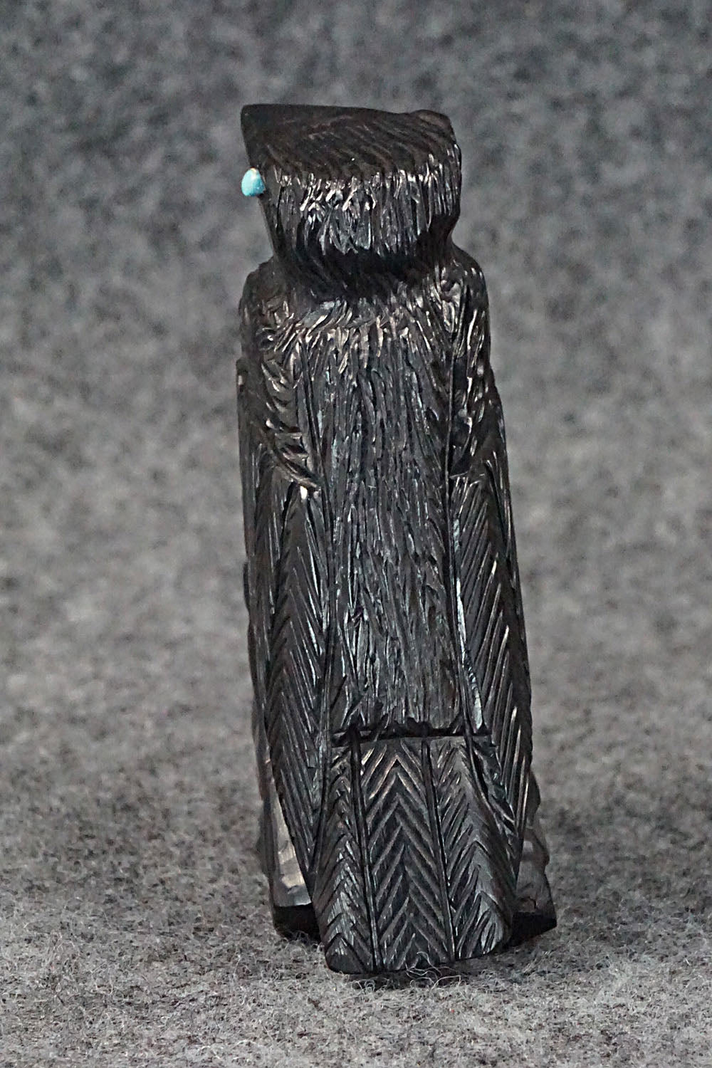 Crow Zuni Fetish Carving - Mike Tucson