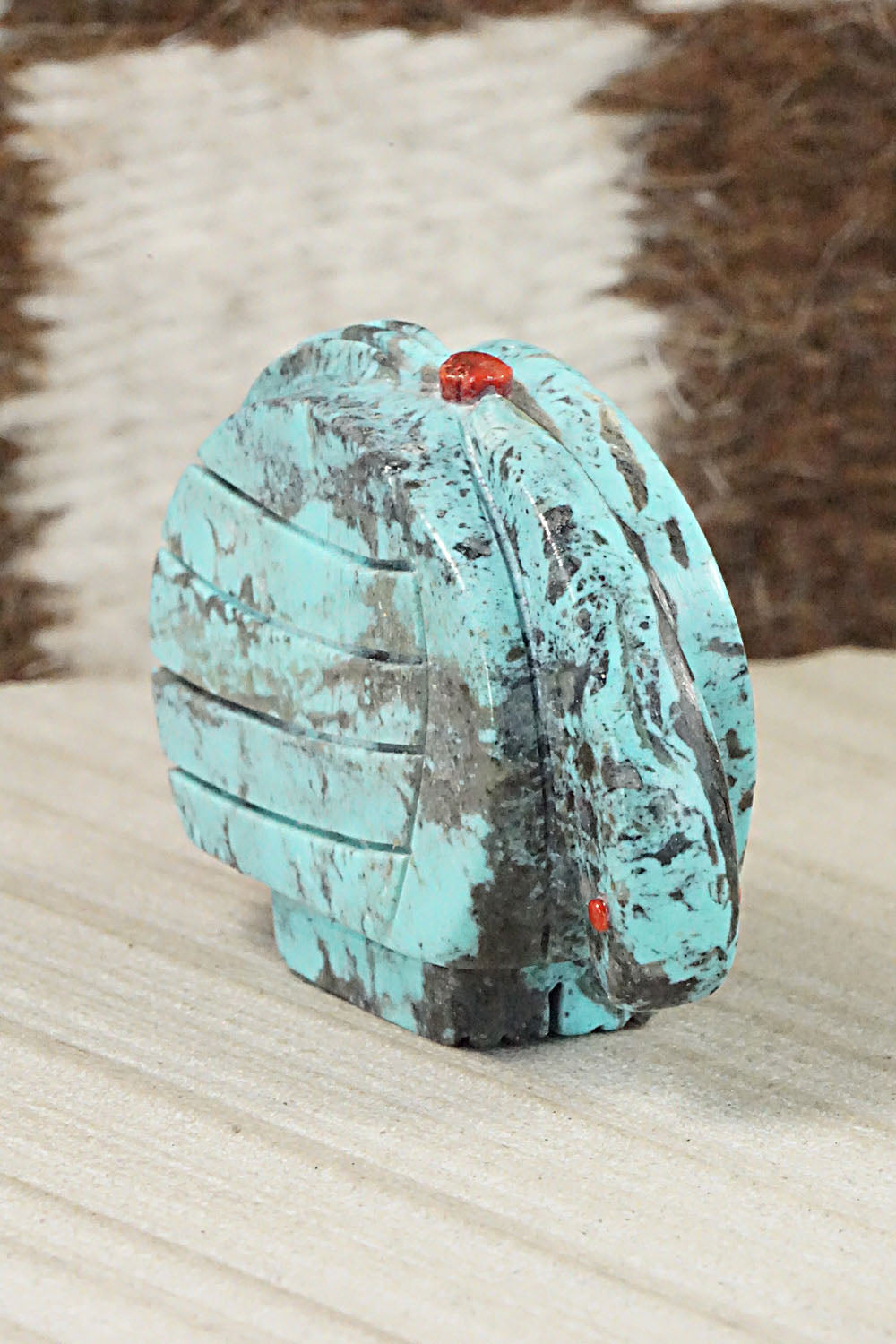Eagle Zuni Fetish Carving - Reynold Lunasee