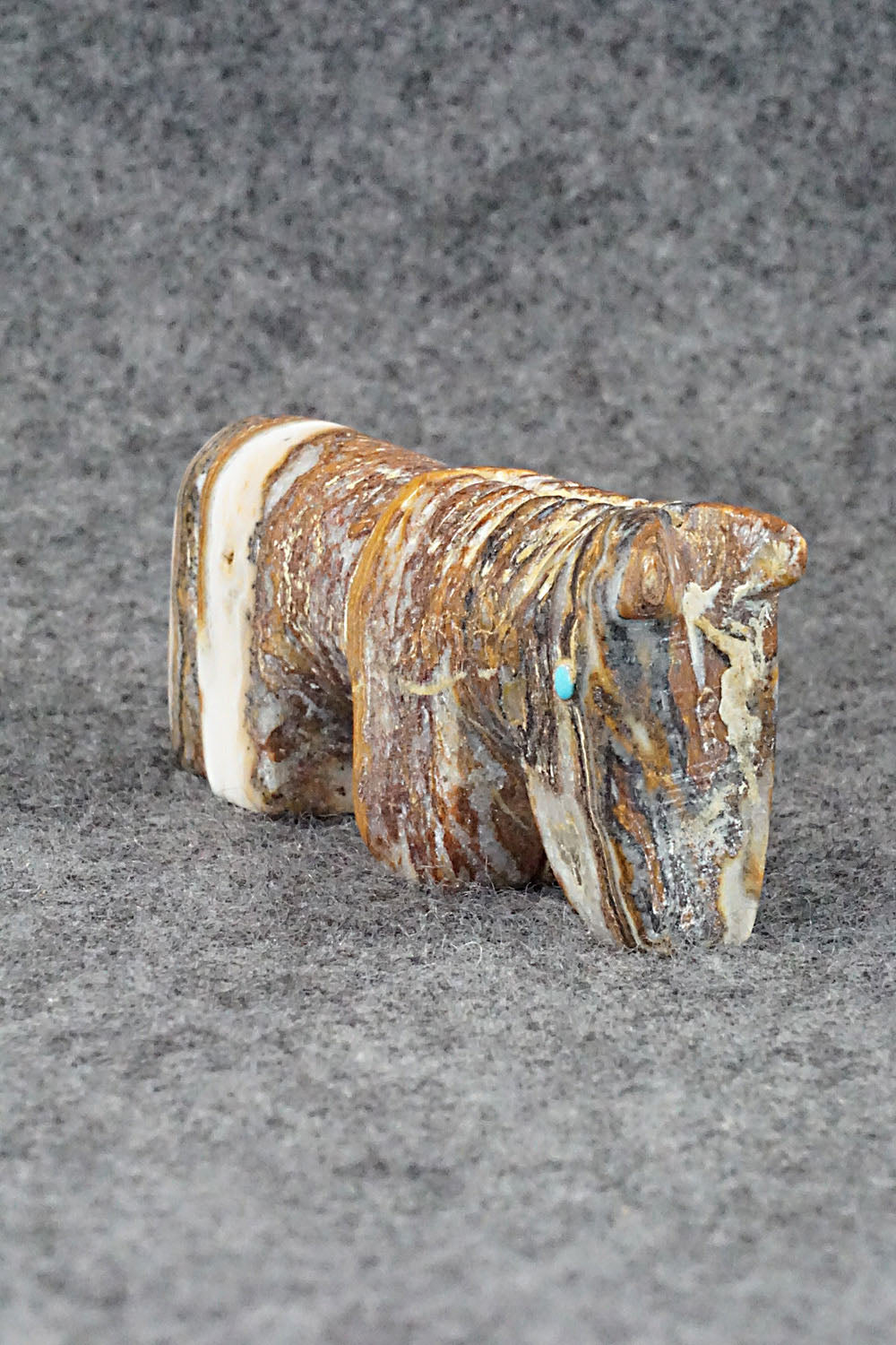 Horse Zuni Fetish Carving - Reynold Lunasee