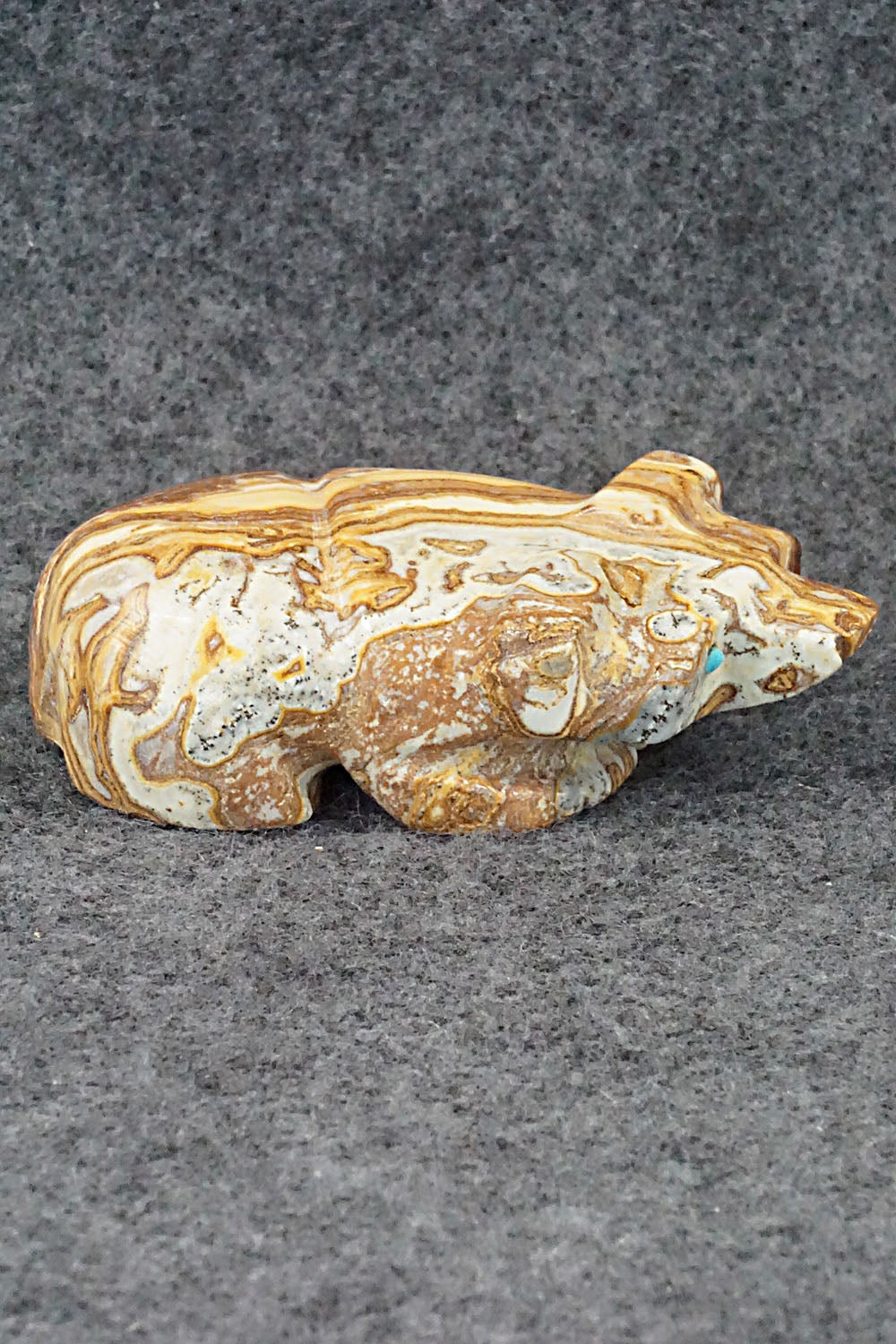 Bear Zuni Fetish Carving - Reynold Lunasee