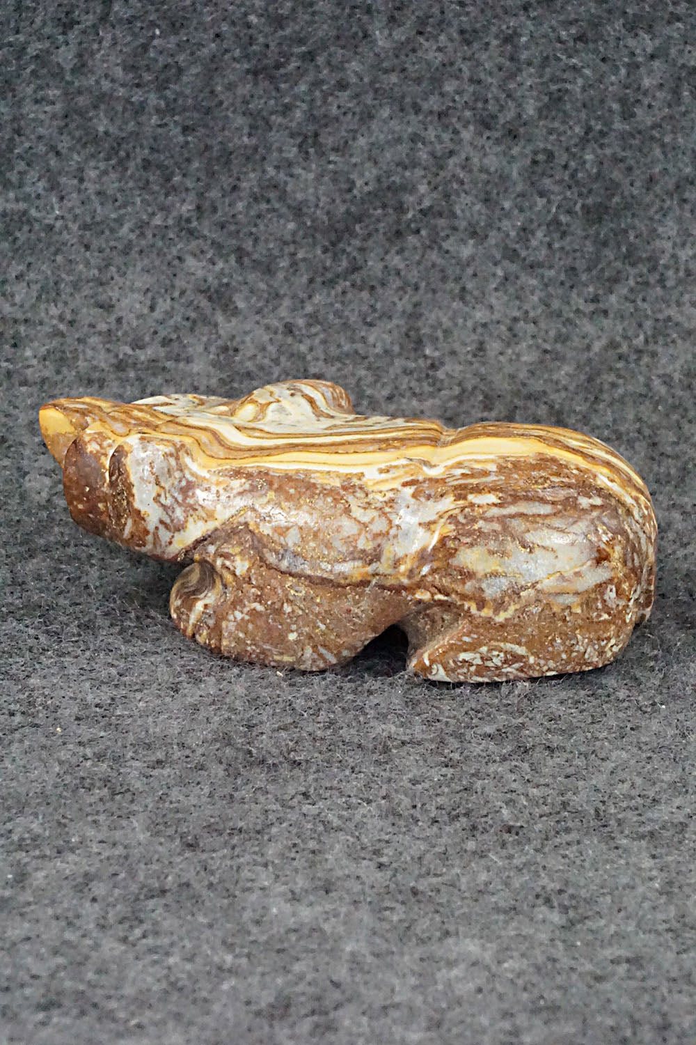Bear Zuni Fetish Carving - Reynold Lunasee