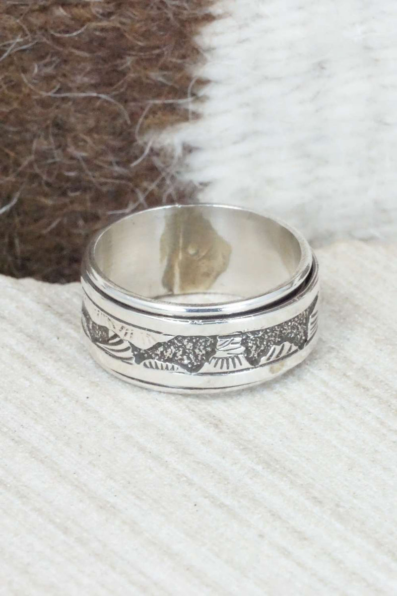 Sterling Silver Ring - Elaine Becenti - Size 9