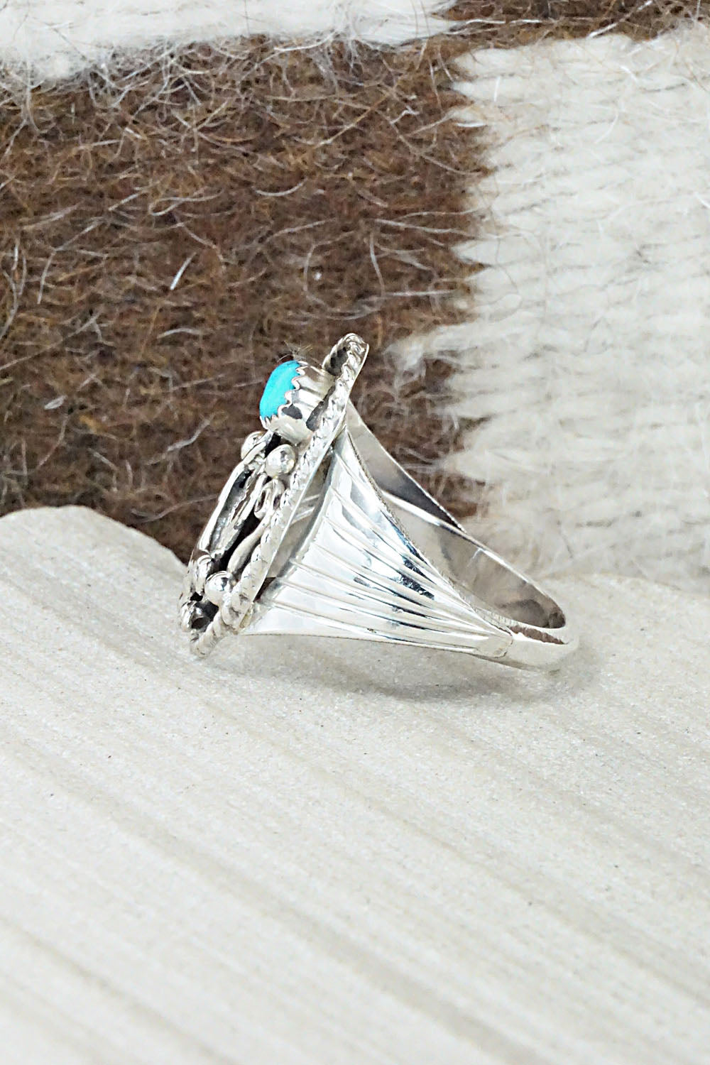 Turquoise & Sterling Silver Ring - Jeannette Saunders - Size 10