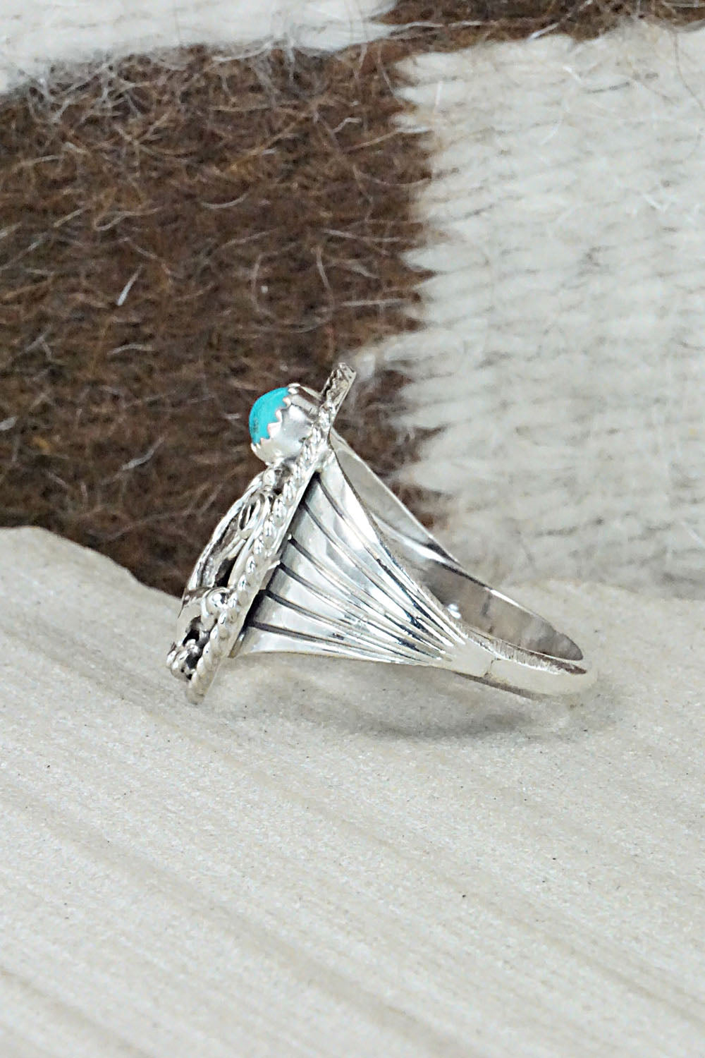 Turquoise & Sterling Silver Ring - Jeannette Saunders - Size 11