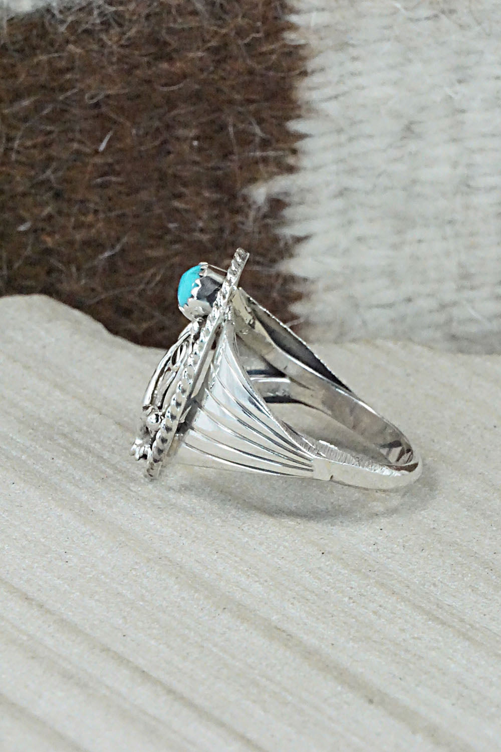 Turquoise & Sterling Silver Ring - Jeannette Saunders - Size 12.5