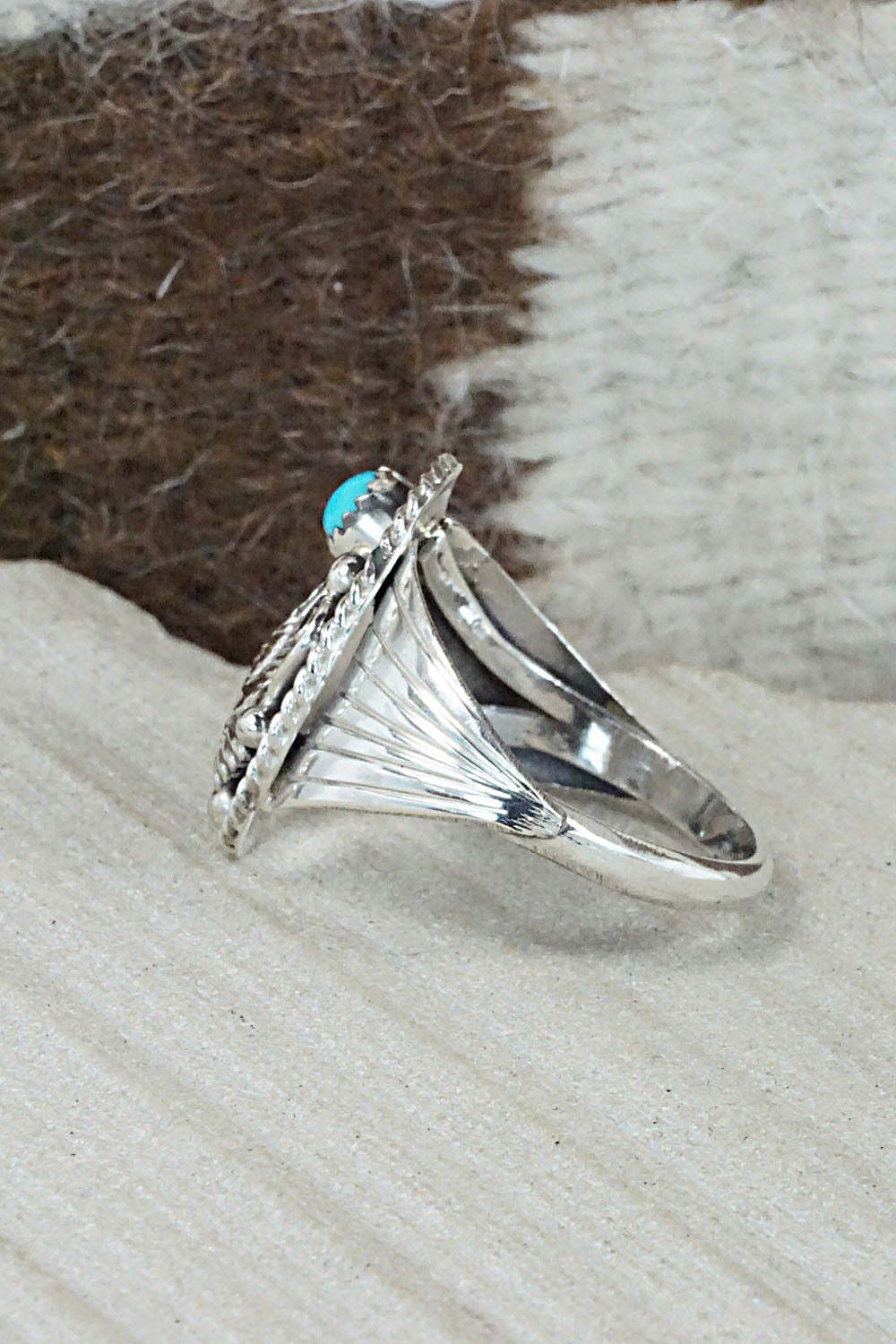 Turquoise & Sterling Silver Ring - Jeannette Saunders - Size 14
