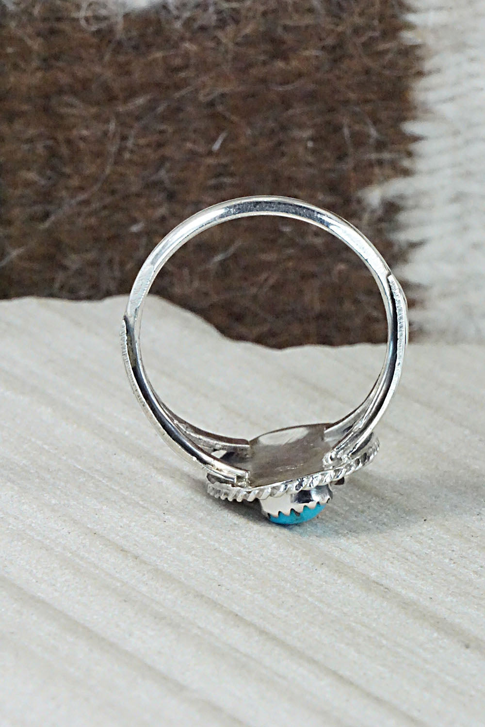 Turquoise & Sterling Silver Ring - Jeannette Saunders - Size 14