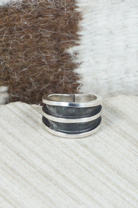 Sterling Silver Ring - Tom Hawk - Size 6.75
