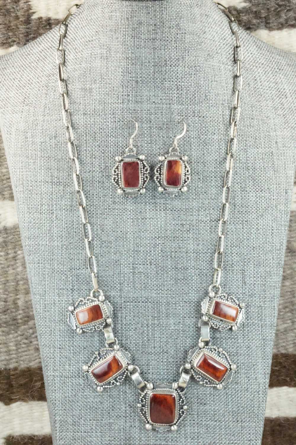 Spiny Oyster & Sterling Silver Necklace and Earrings Set - Jason Livingston