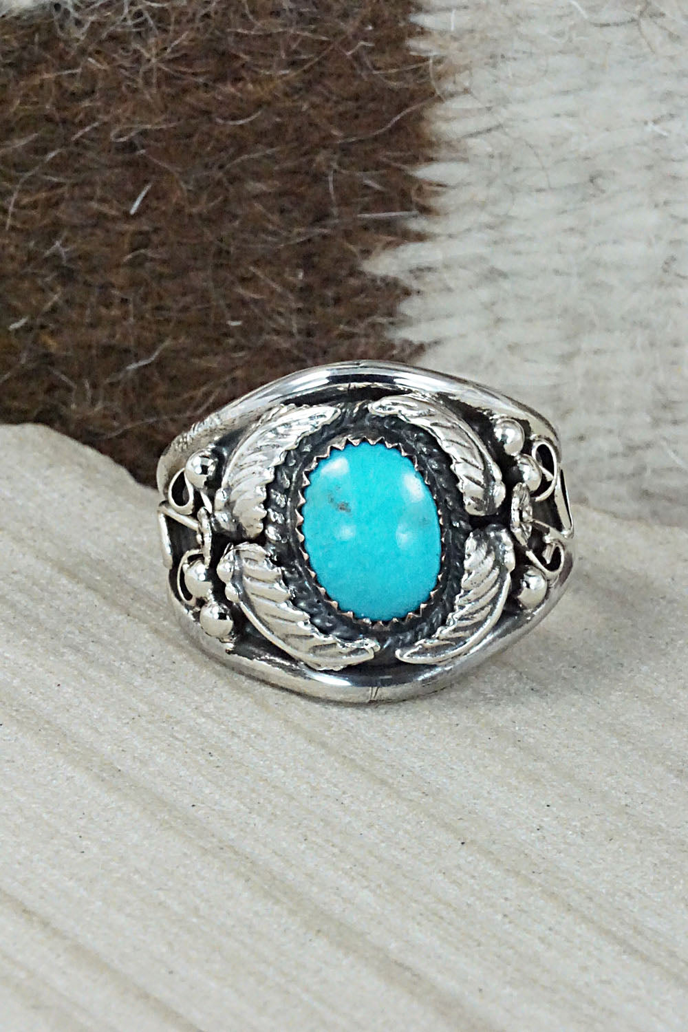 Turquoise & Sterling Silver Ring - Gilbert Smith - Size 15