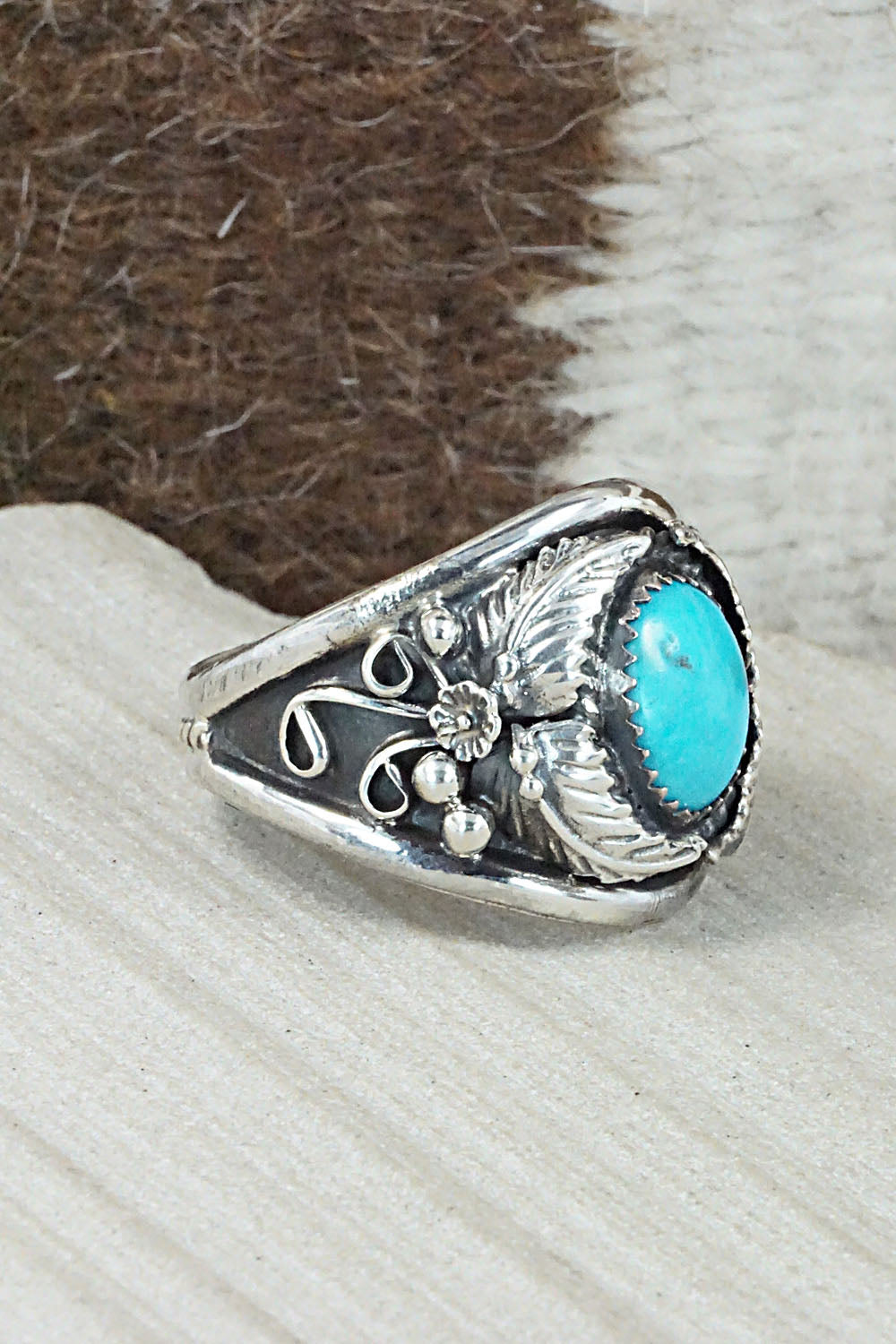 Turquoise & Sterling Silver Ring - Gilbert Smith - Size 15