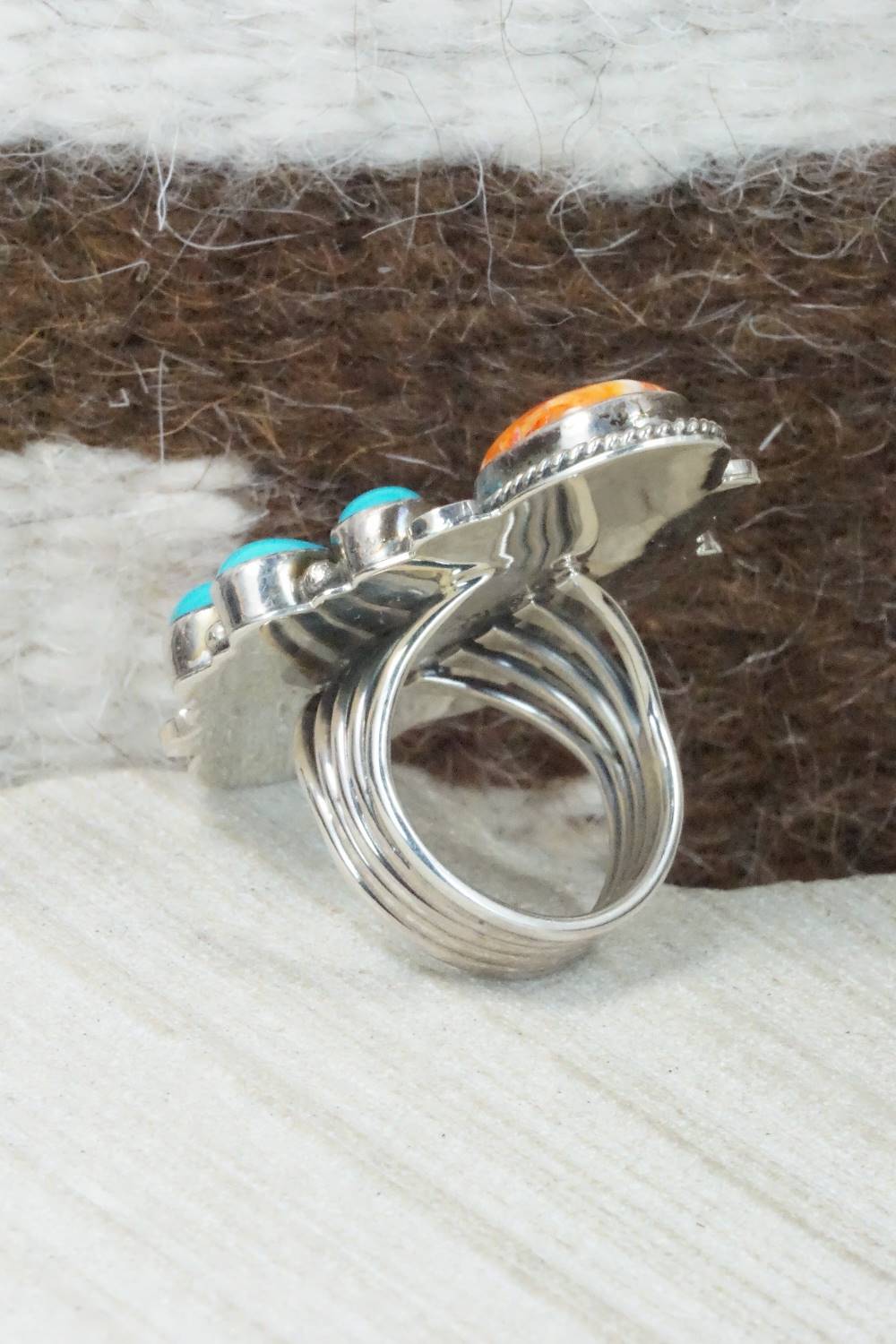 Spiny Oyster, Turquoise & Sterling Silver Ring - Navajo - Size 5.75