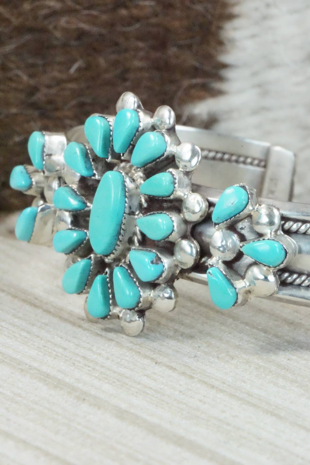 Turquoise & Sterling Silver Bracelet - Navajo