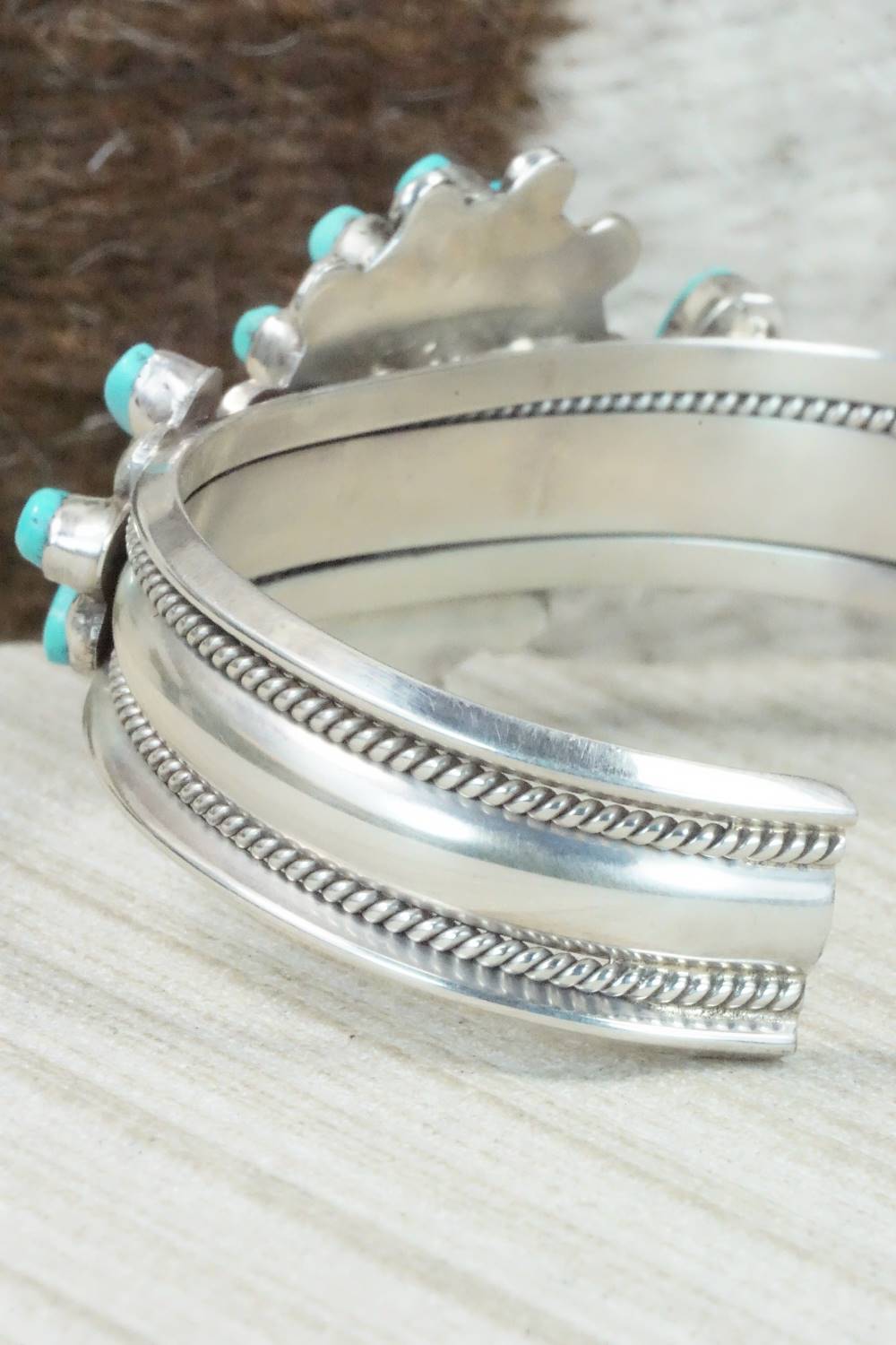 Turquoise & Sterling Silver Bracelet - Navajo