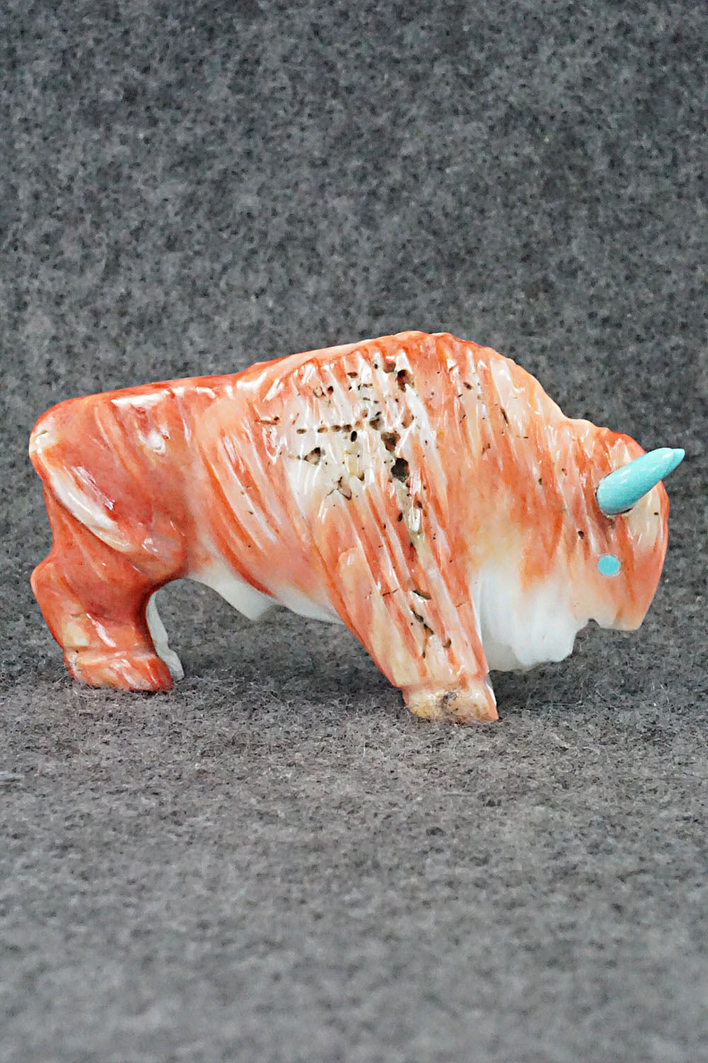 Buffalo Zuni Fetish Carving - Andres Quandelacy