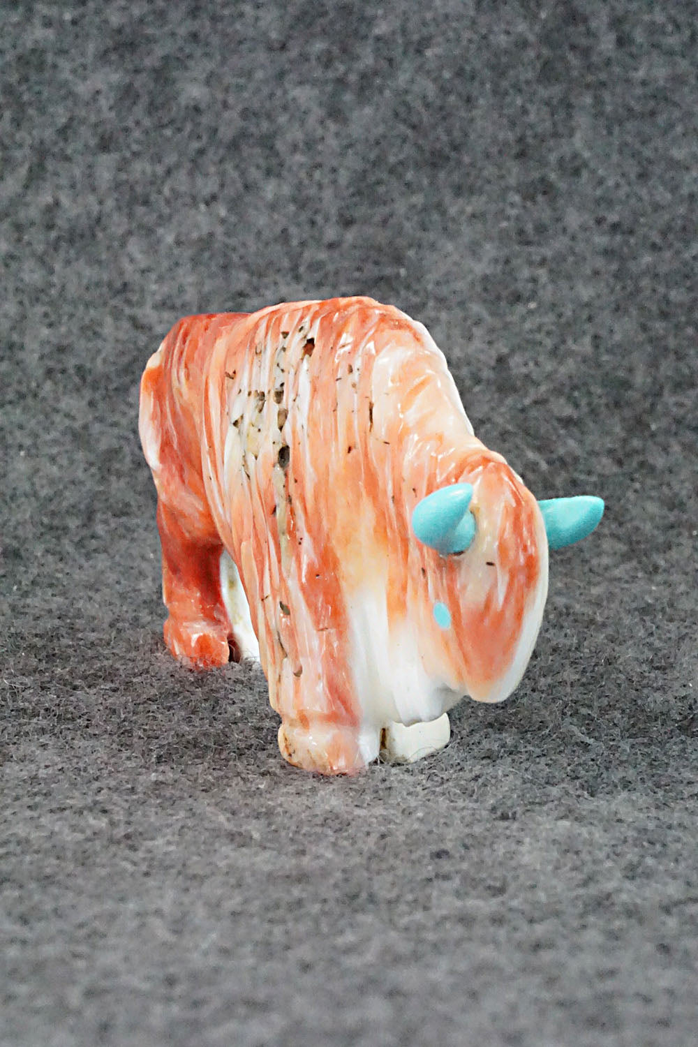 Buffalo Zuni Fetish Carving - Andres Quandelacy