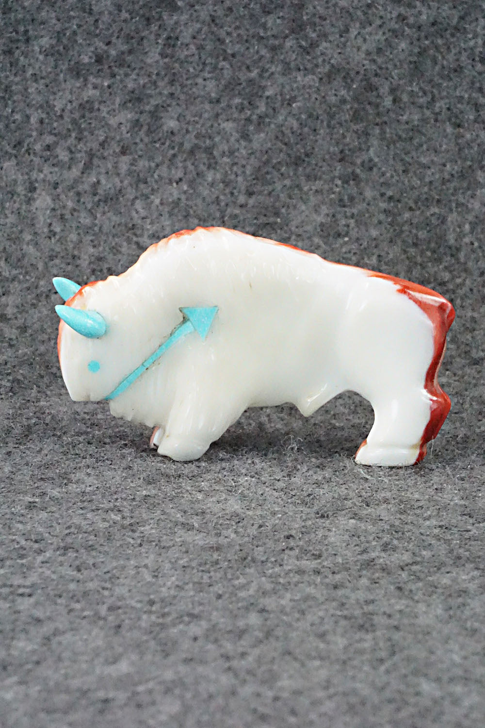 Buffalo Zuni Fetish Carving - Andres Quandelacy