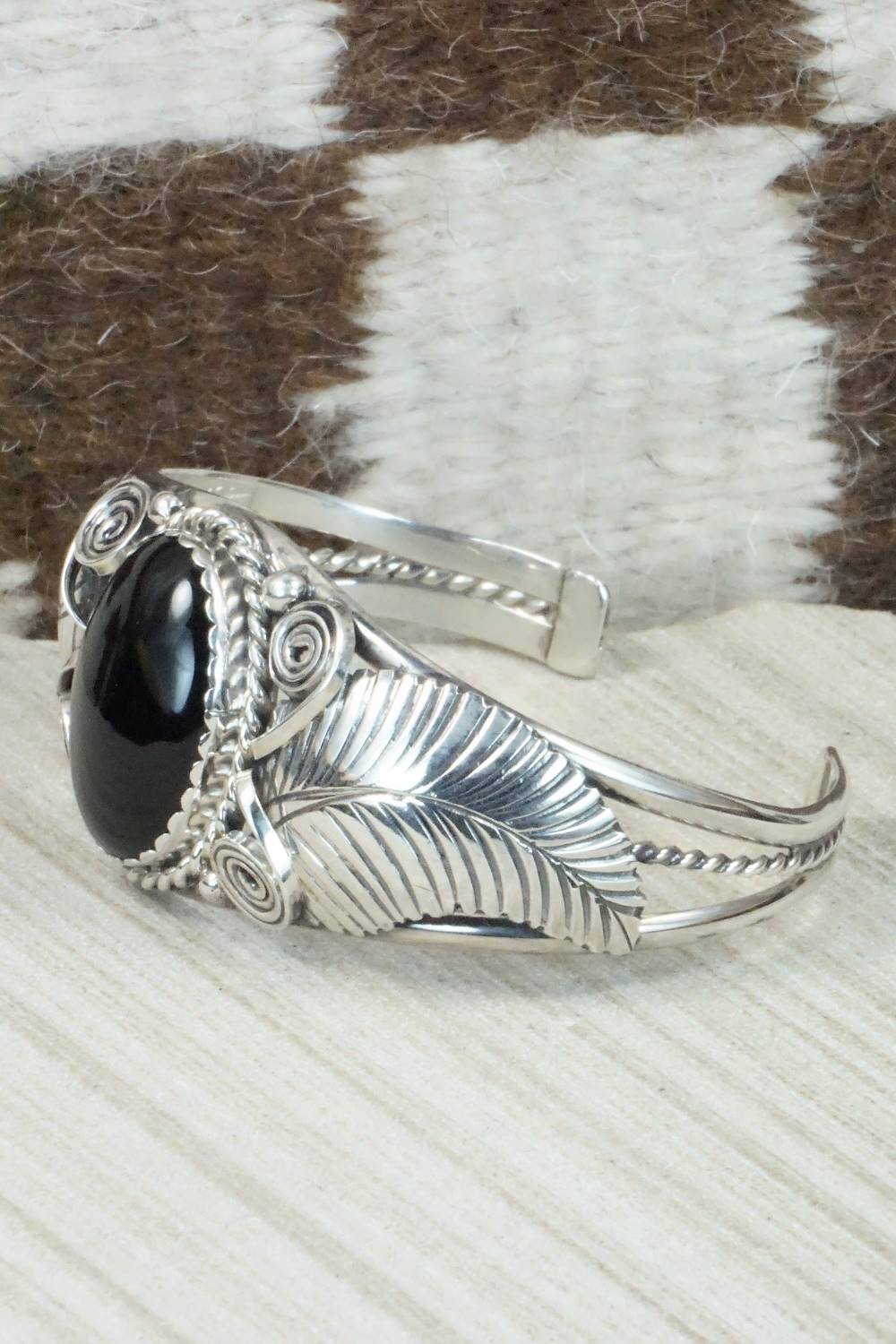 Onyx & Sterling Silver Bracelet - Navajo