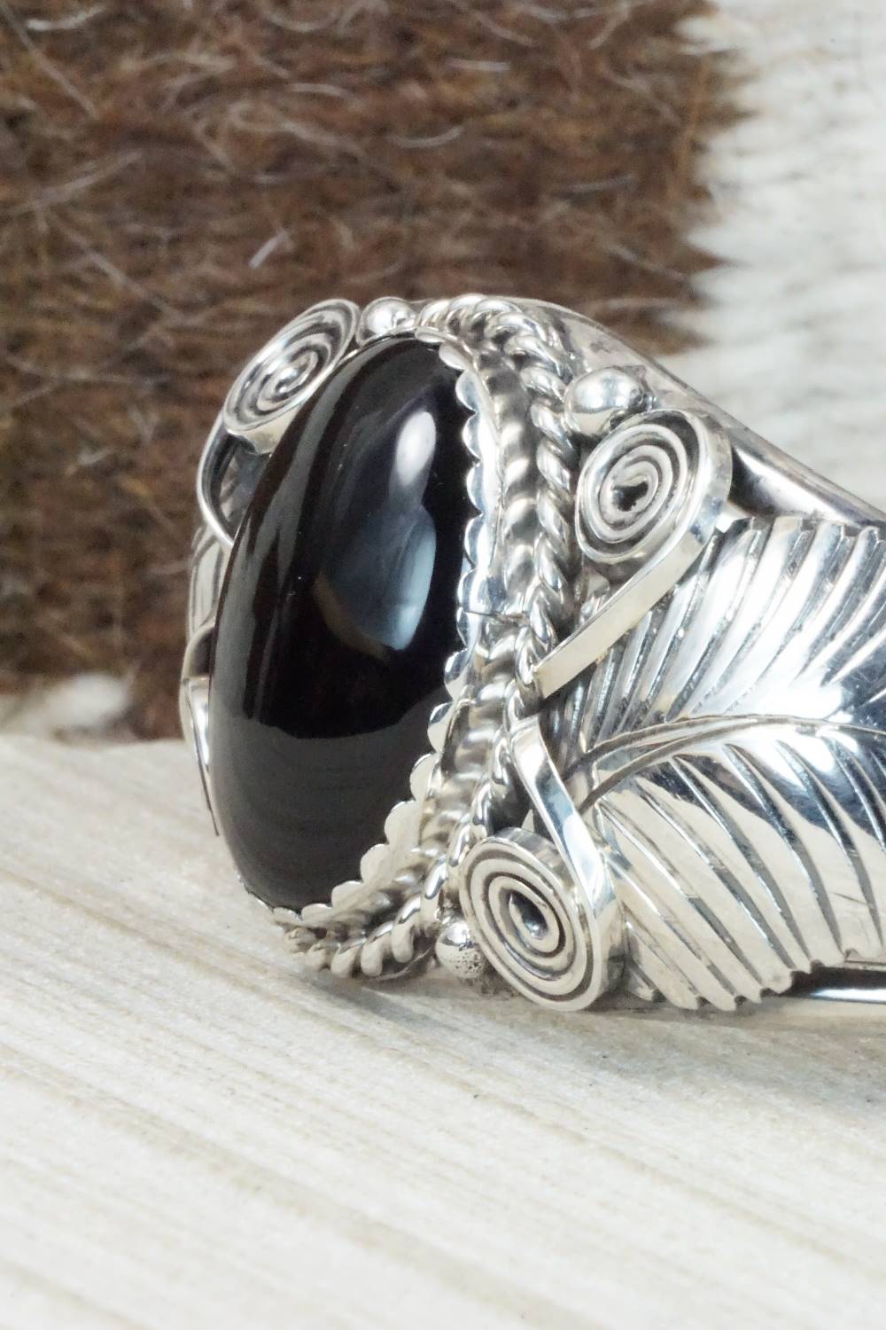 Onyx & Sterling Silver Bracelet - Navajo