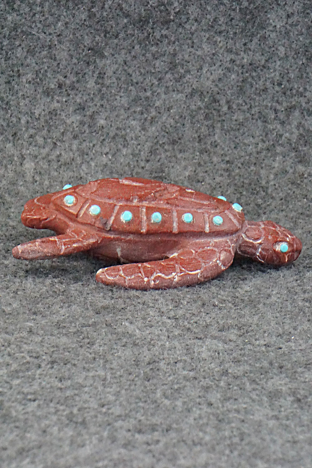 Turtle Zuni Fetish Carving - Carlton Kaamasee