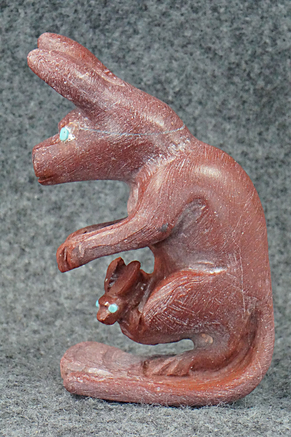 Kangaroo Zuni Fetish Carving - Carlton Kaamasee