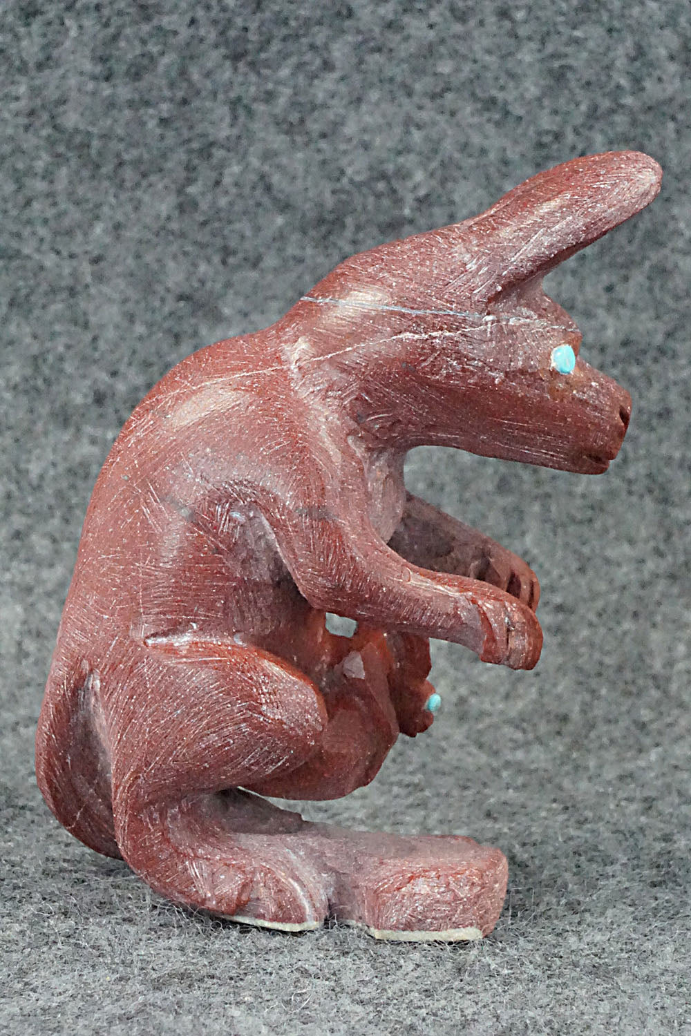 Kangaroo Zuni Fetish Carving - Carlton Kaamasee
