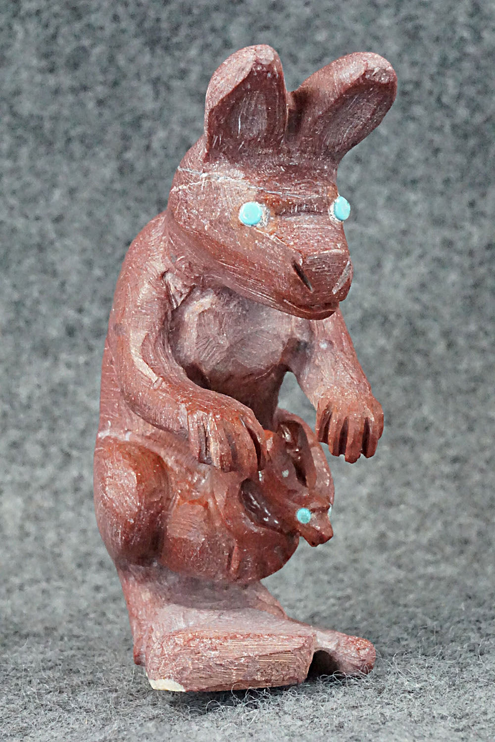 Kangaroo Zuni Fetish Carving - Carlton Kaamasee