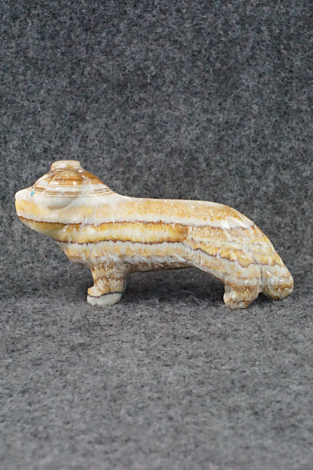 Dog Zuni Fetish Carving - Cody Nastacio