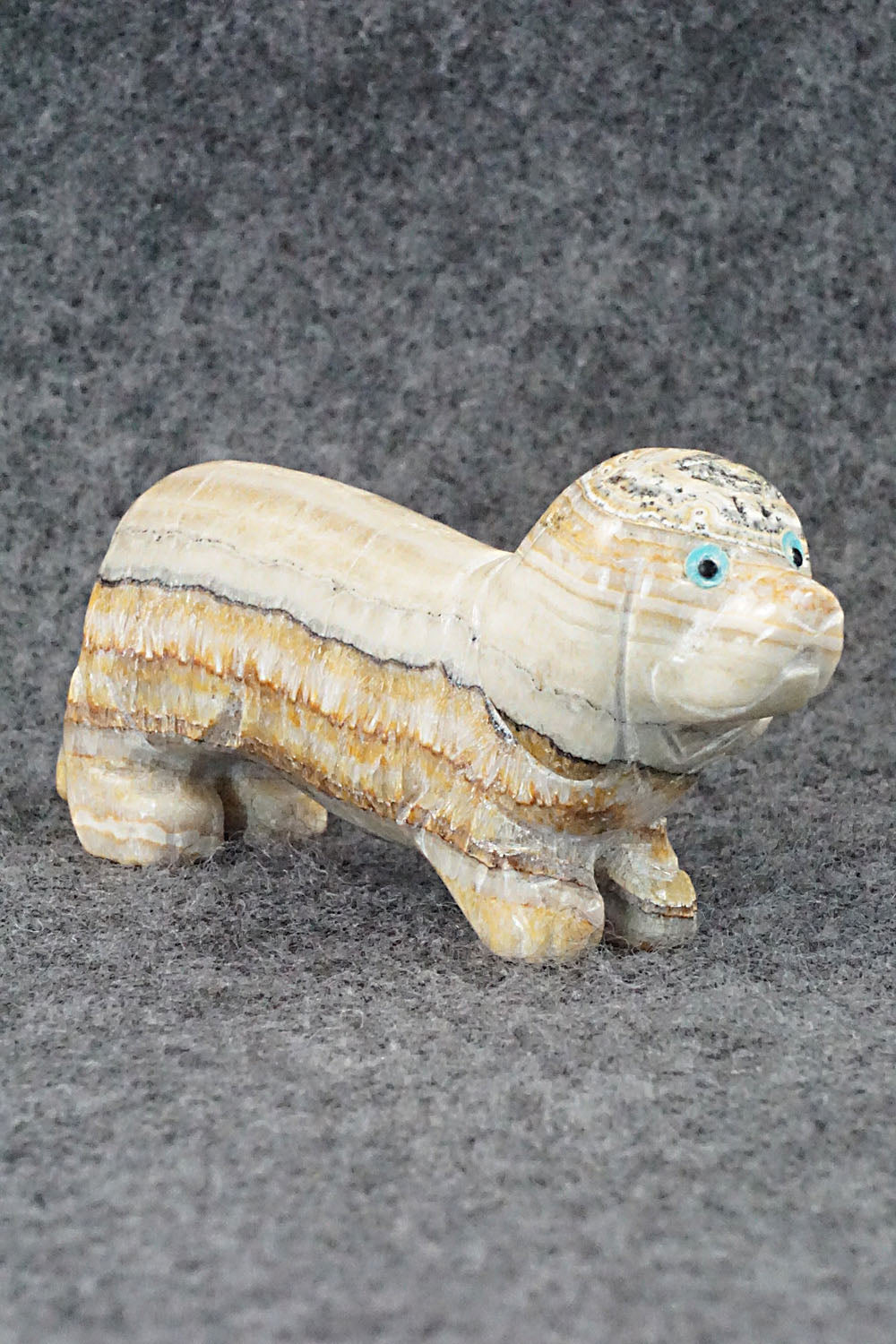 Dog Zuni Fetish Carving - Cody Nastacio