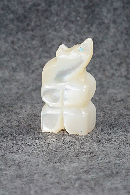 Bear Zuni Fetish Carving - Danny Lonjose