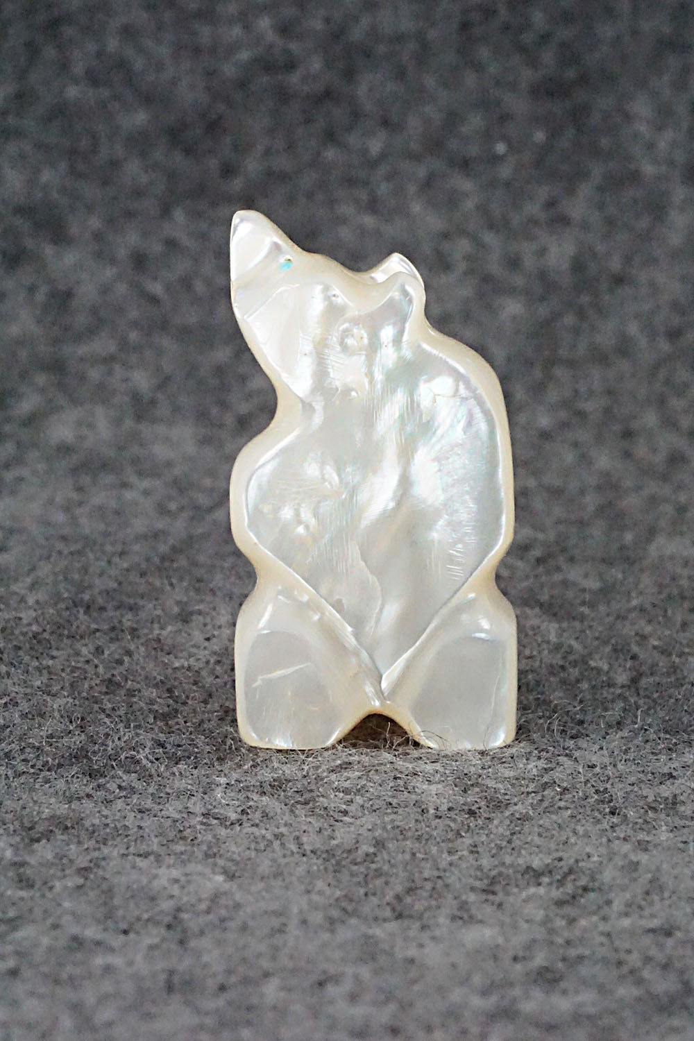 Bear Zuni Fetish Carving - Danny Lonjose