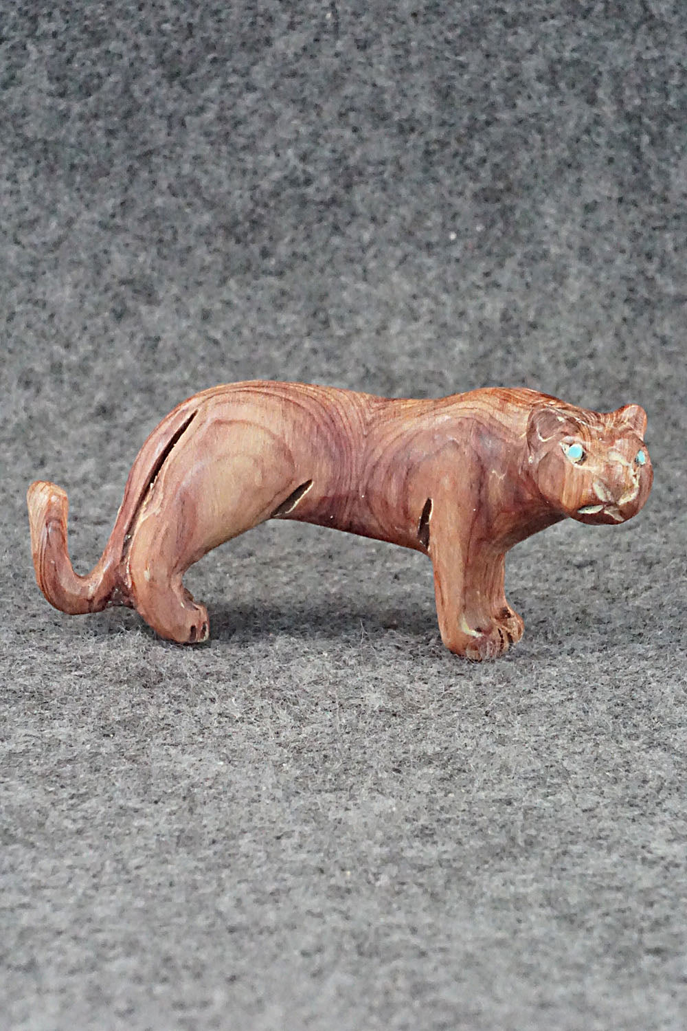 Mountain Lion Zuni Fetish Carving - Cody Nastacio