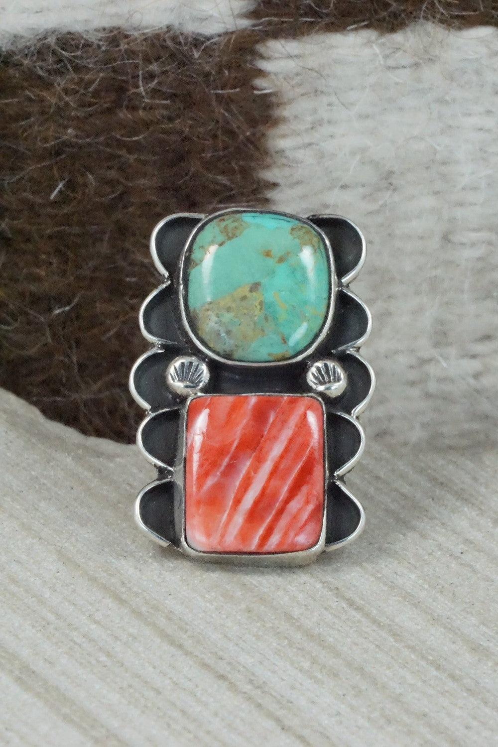Turquoise, Spiny Oyster & Sterling Silver Ring - Priscilla Reeder - Size 8