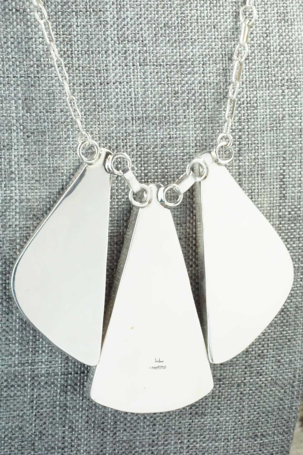 Spiny Oyster & Sterling Silver Necklace and Earrings Set - Gregg Yazzie