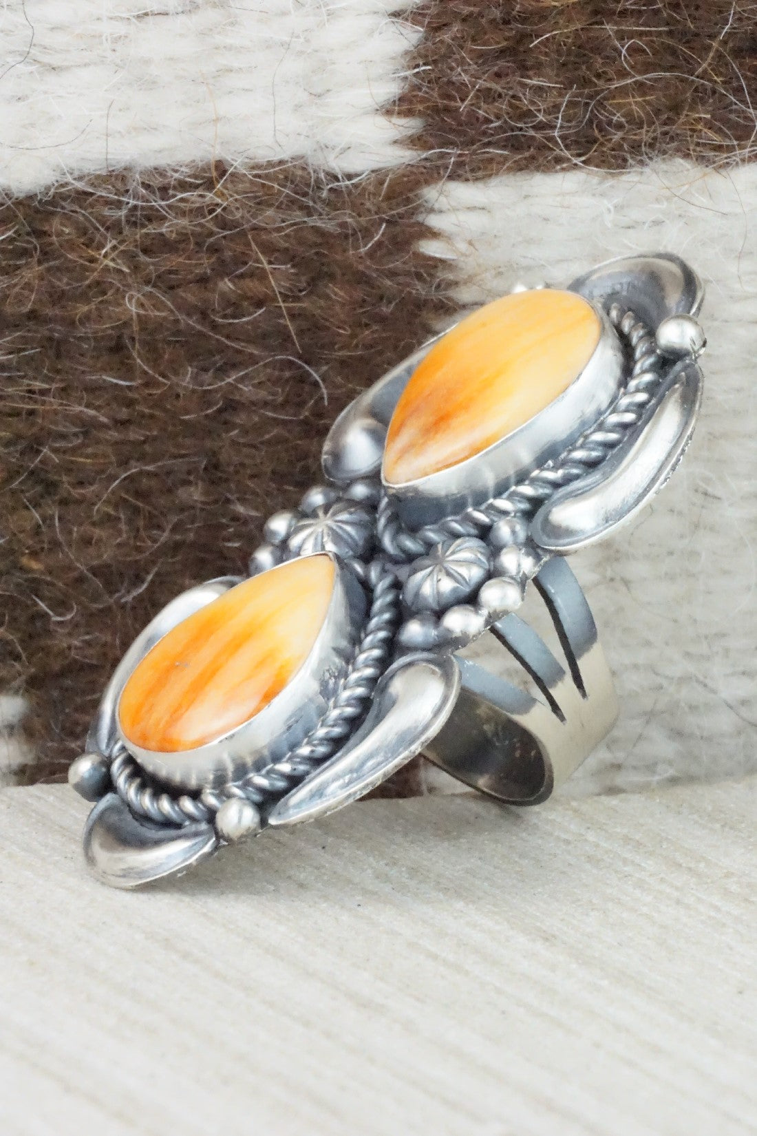 Spiny Oyster & Sterling Silver Ring - Jeff James - Size 8