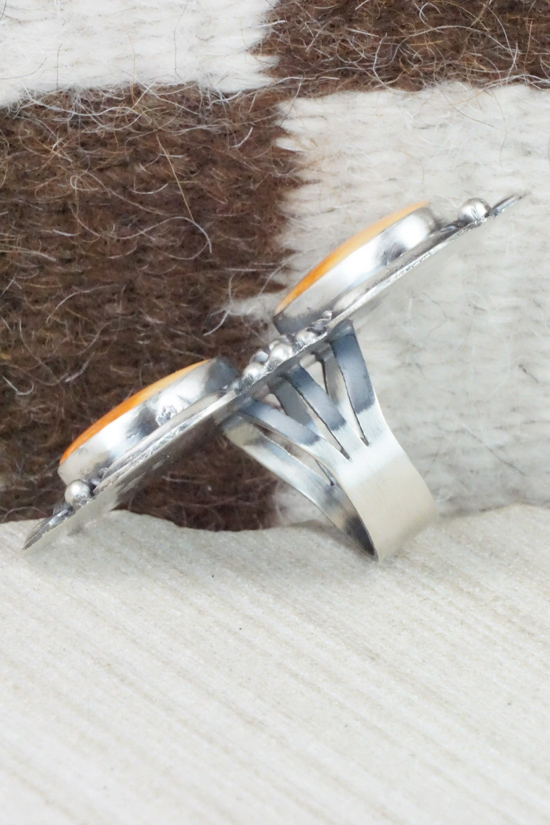 Spiny Oyster & Sterling Silver Ring - Jeff James - Size 8