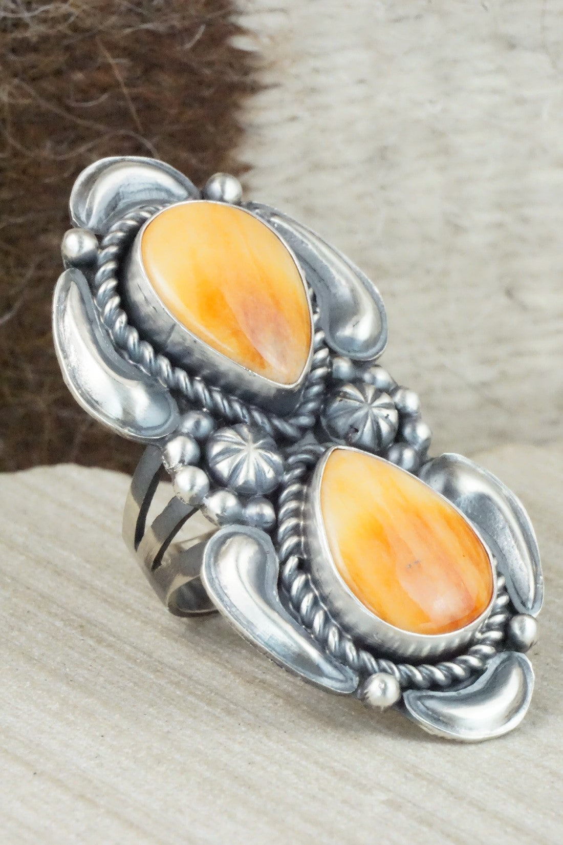 Spiny Oyster & Sterling Silver Ring - Jeff James - Size 8