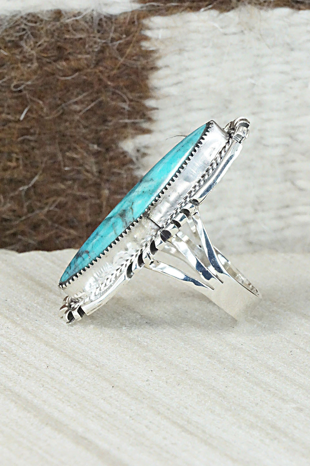 Turquoise & Sterling Silver Ring - Marie Jones - Size 7.5