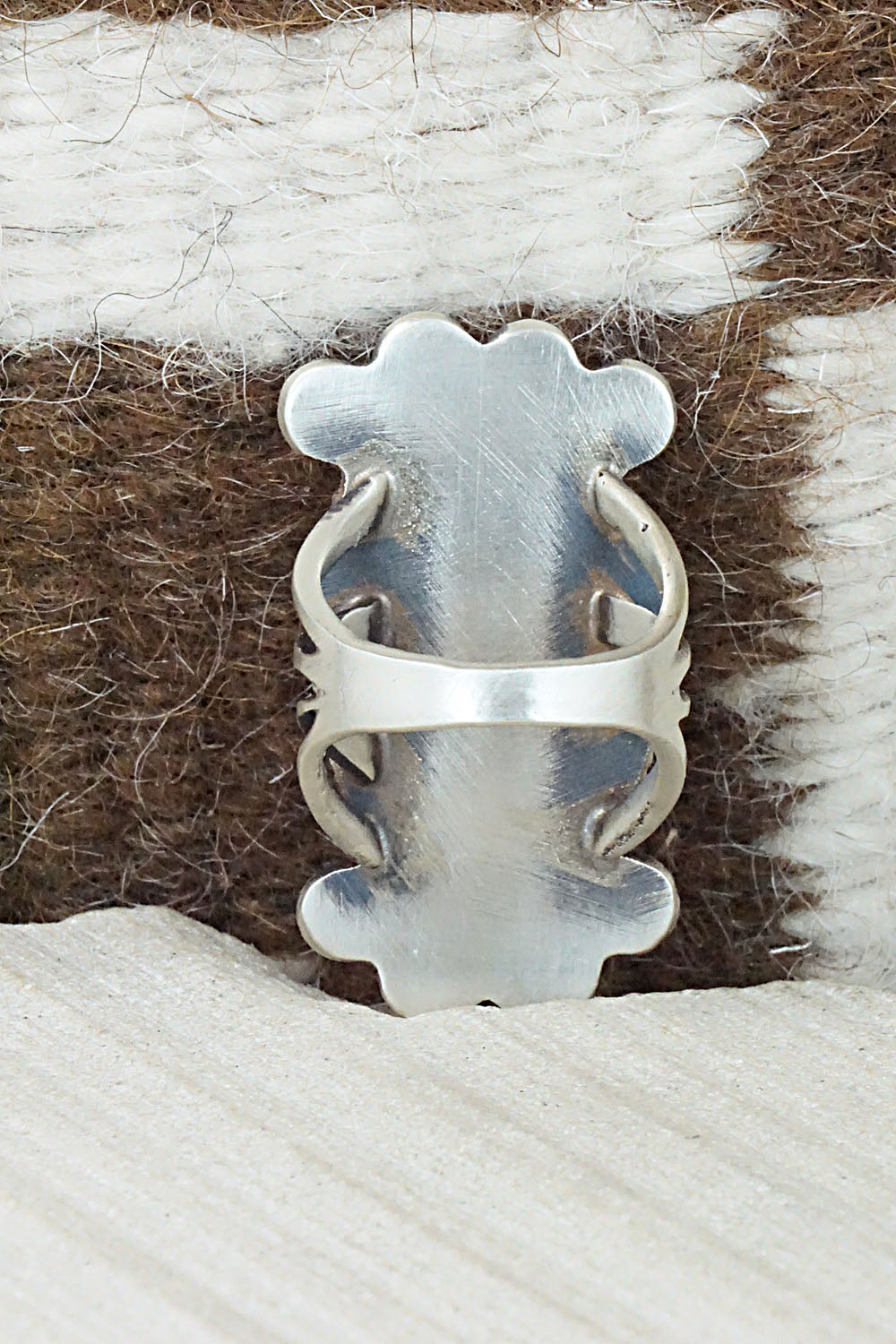 Spiny Oyster and Sterling Silver Ring - Martha Cayatineto - Size 6
