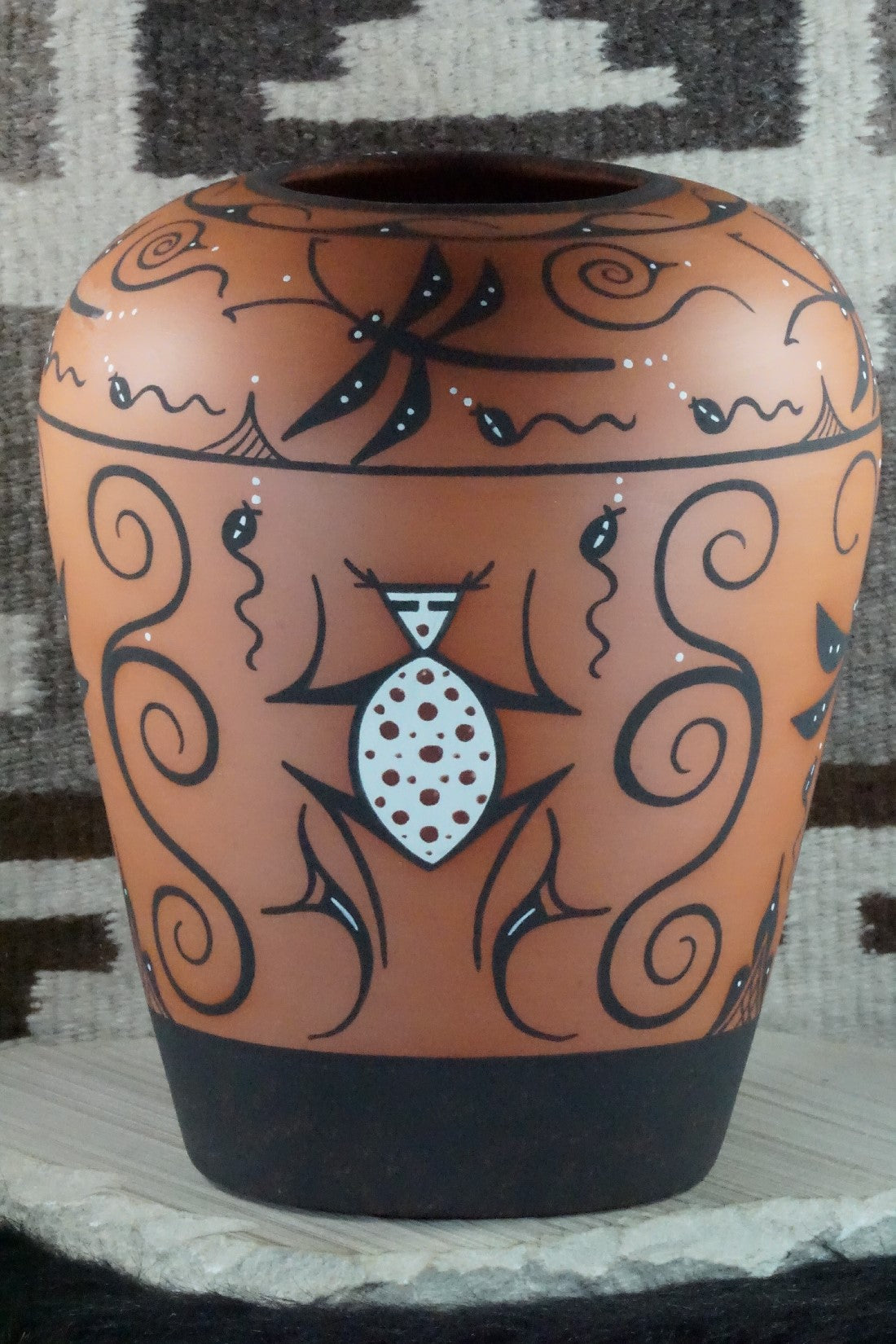 Zuni Pottery - Priscilla Peynetsa