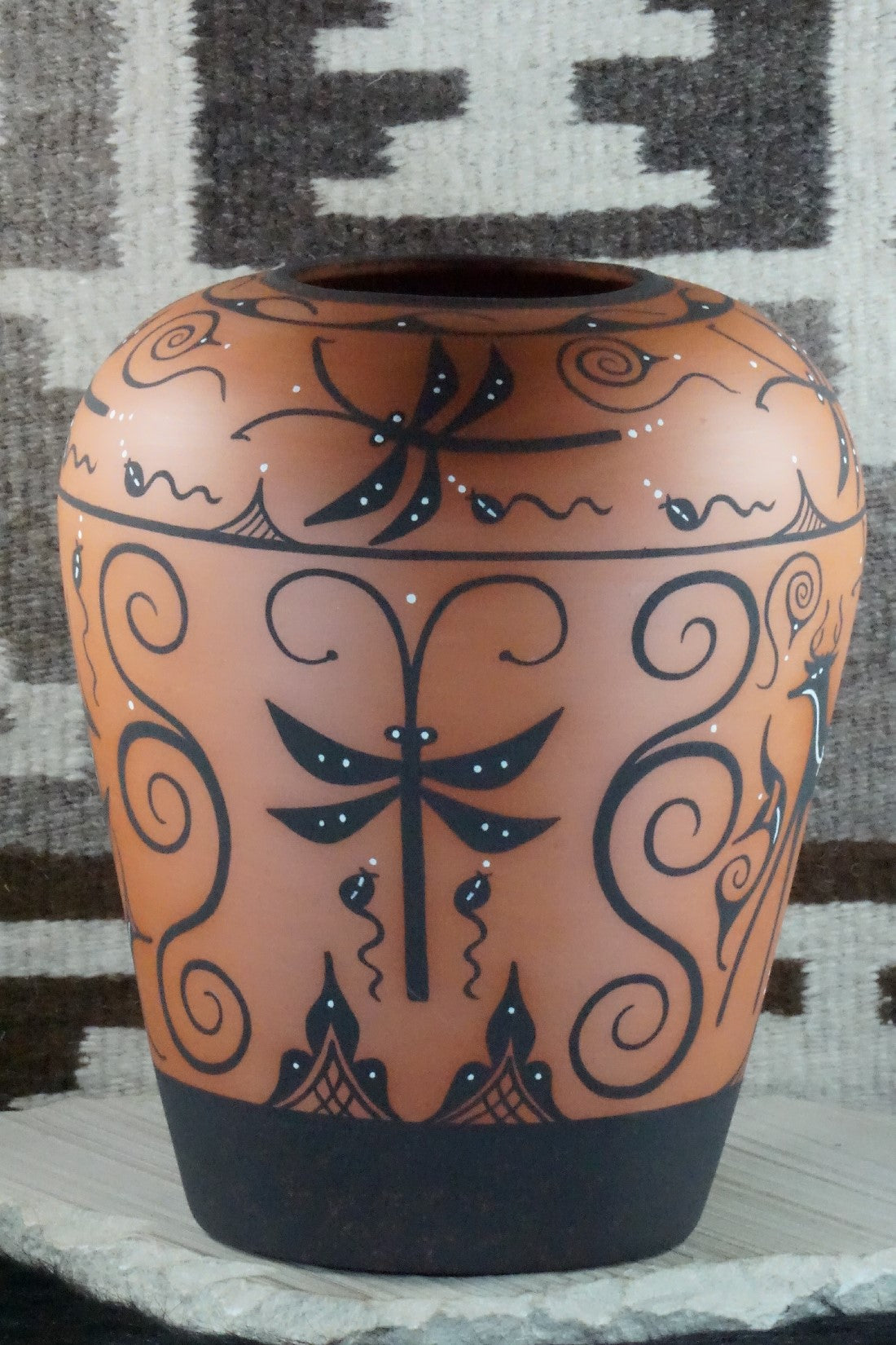 Zuni Pottery - Priscilla Peynetsa